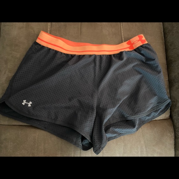 Under Armor Athletic Shorts - Picture 1 of 3